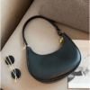 Bolsa Meia Lua Baguete-Preto