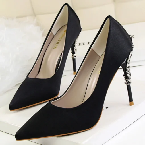 Scarpin Kelyn-Festa Luxo Cetim Salto Alto Metal 10 Cm - Image 4