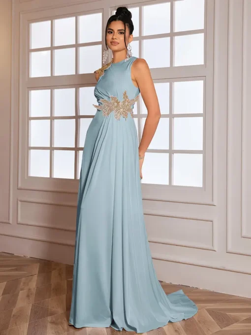 Vestido Maxi Elegante Azul, Sem Mangas com Bordado Floral - Gola Redonda, Design com Cintura Ajustada e Fenda Lateral - Image 5