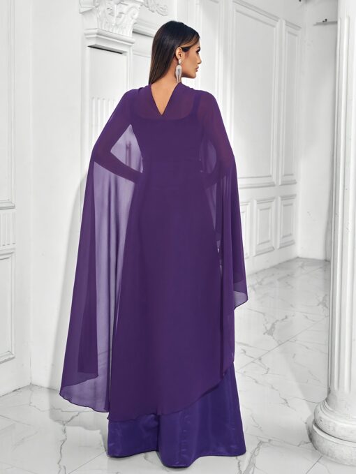 Vestido de Festa Maxi Elegante Sem Mangas na Cor Roxo com Xale de Pérola e Colar Choker - Cintura Ajustada - Image 4