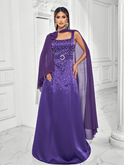 Vestido de Festa Maxi Elegante Sem Mangas na Cor Roxo com Xale de Pérola e Colar Choker - Cintura Ajustada - Image 6